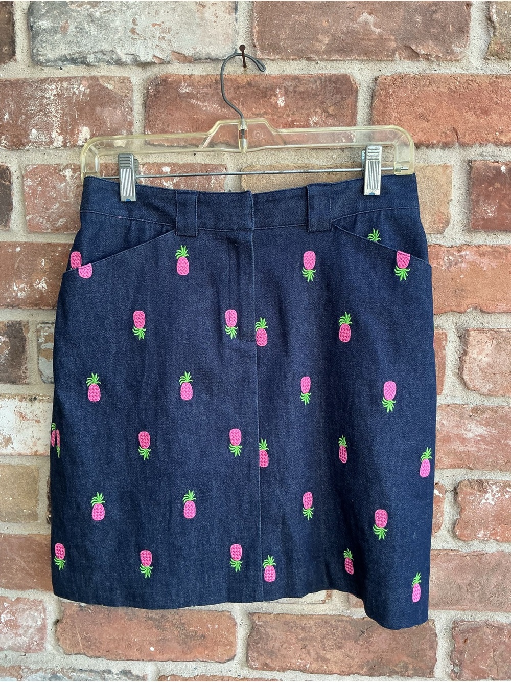 Lilly Pulitzer Denim Pineapple Embroidered A-Line Skirt size 2